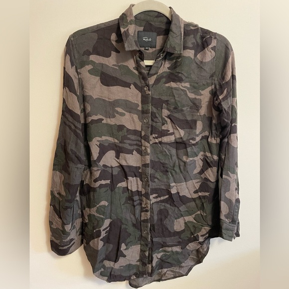 #104- RAILS- Hunter Shirt In Forest Camo - Picture 2 of 5